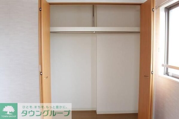 クリスタルコートの物件内観写真